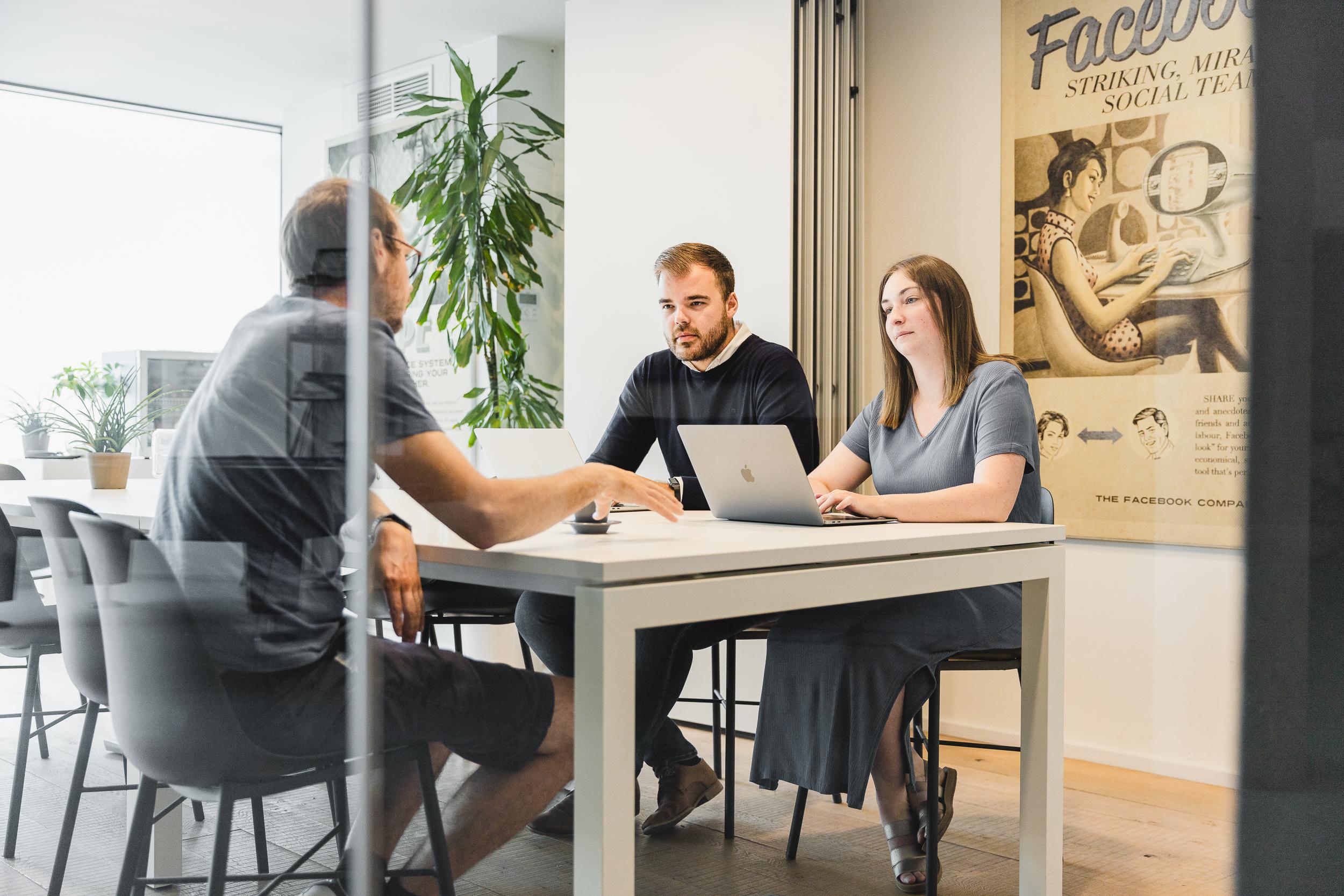 tailpage_meeting_clicktotree